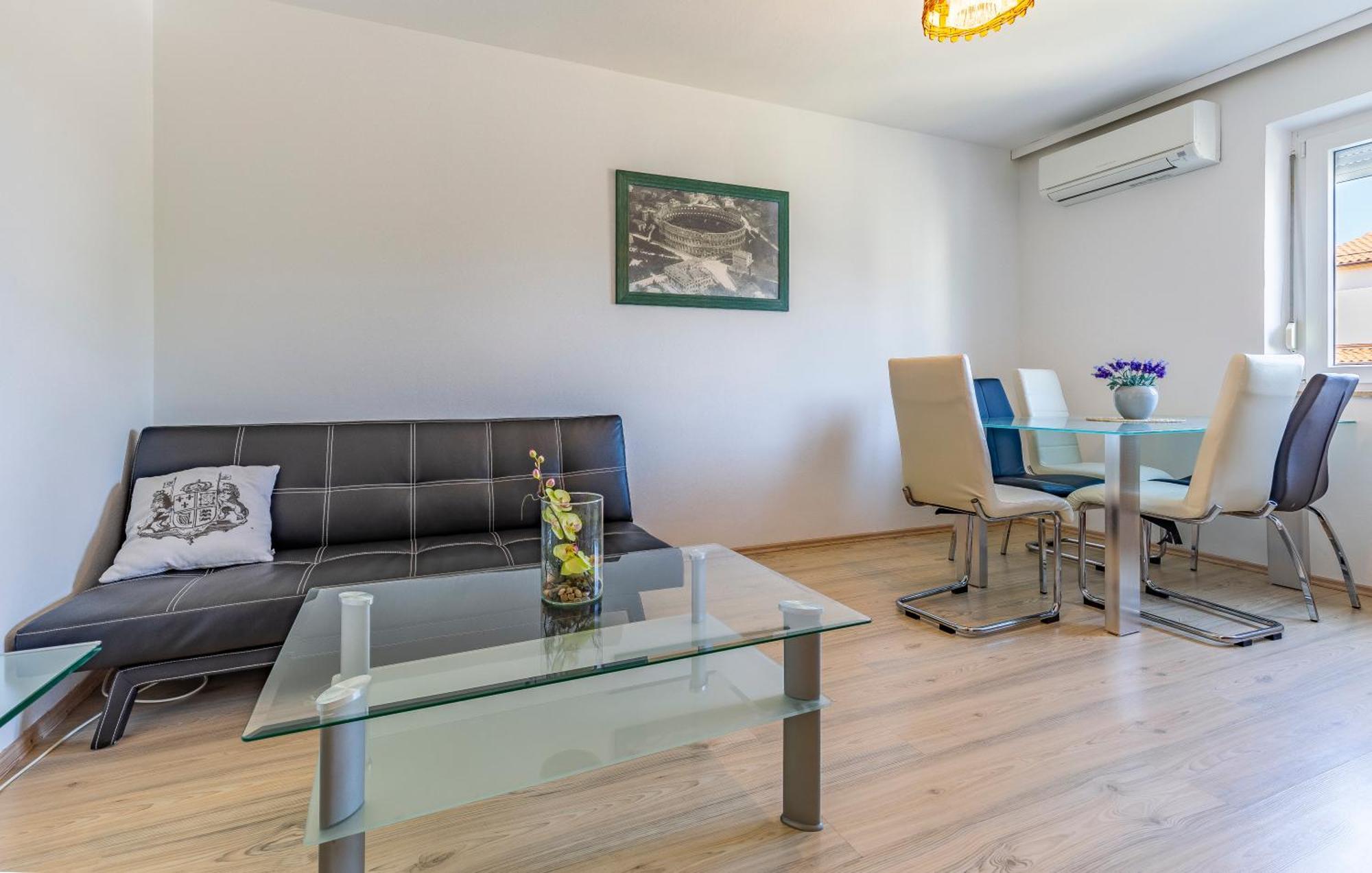 Viola Medulin Apartment